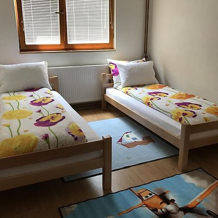 Apartment Near The Airport Saraievo Exterior foto