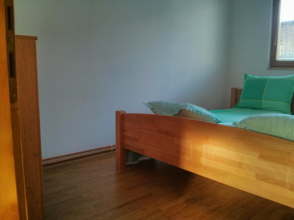 Apartment Near The Airport Saraievo Exterior foto